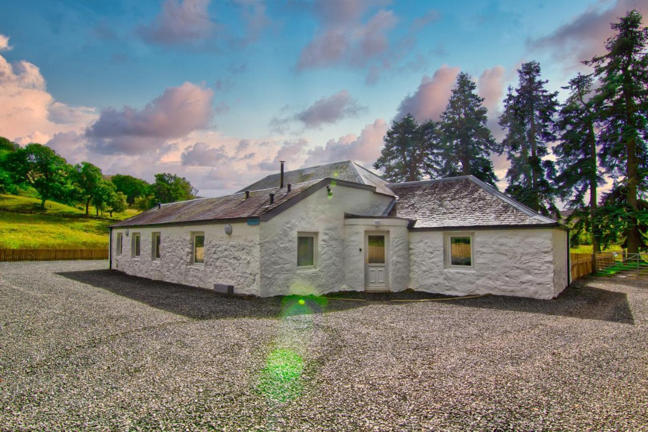 Dalnaglar Castle Estate Villa Glenshee Exterior foto