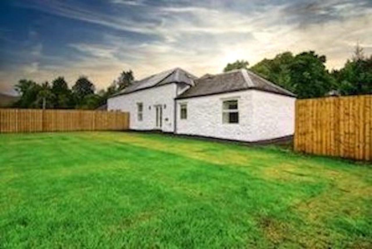 Dalnaglar Castle Estate Villa Glenshee Exterior foto
